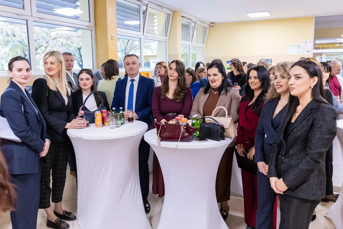 583242797 4236511929950434 1521375232922960582 n